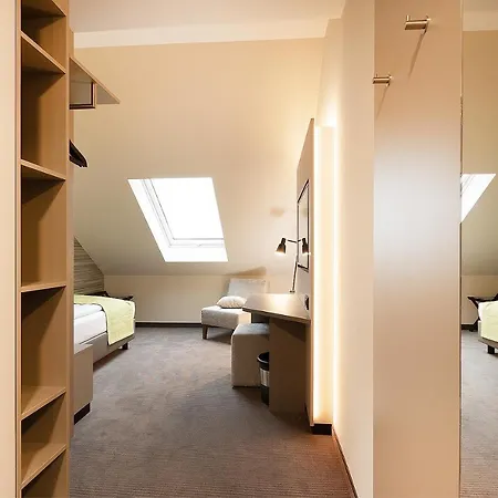 Hotel Th Messe New 2021